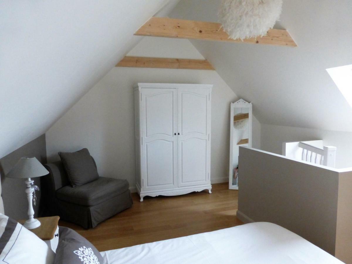 Manoir De Kermilven Bed & Breakfast *